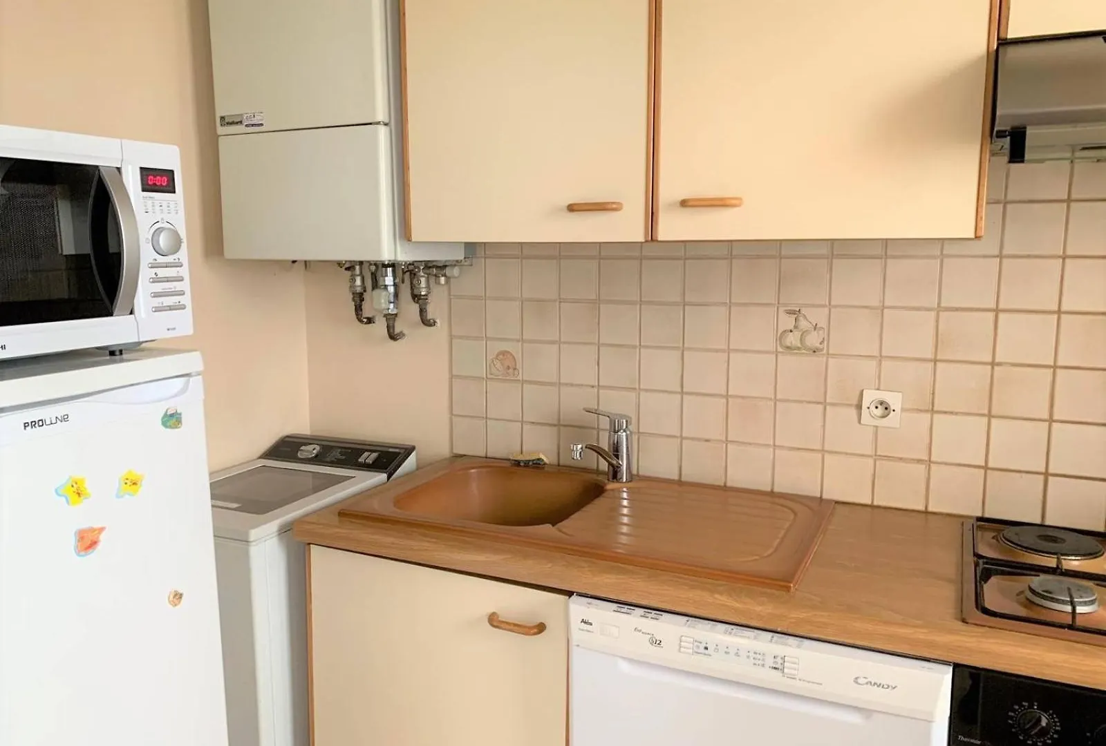 شقة Appartement 2 Chambres Avec Superbe Vue Mer Sur La Plage De Trestrignel A Perros-Guirec - Ref 834